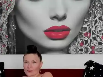 Chaturbate Nude Webcam of illegalbeauty87