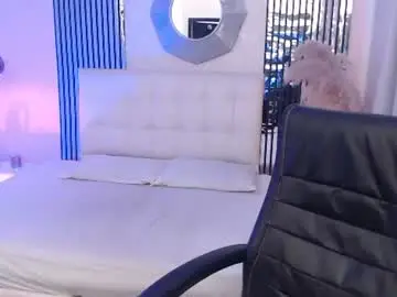 Chaturbate Live Sex Cam of liss_black