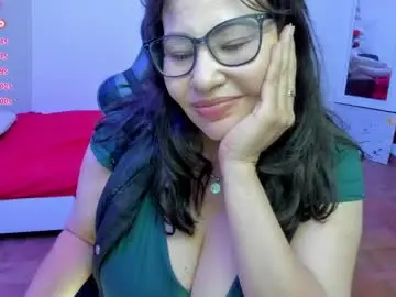 Chaturbate Sex Cam of esmeralda_milf1