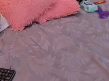 Chaturbate Sex Cam of charlotte_icee