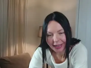 Chaturbate Live Sex of little_nicole_