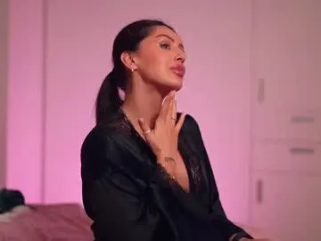 Chaturbate Watch Live Sex Cams of velvettangel