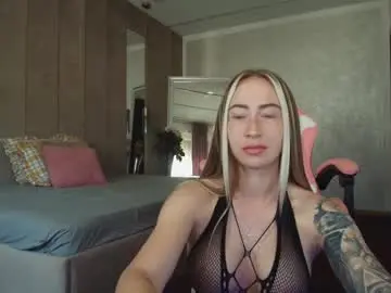 Chaturbate Best live sex cam show of reina_cummings