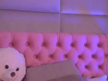 Chaturbate Best live sex cam show of amyra_moon