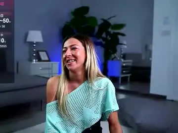 Chaturbate Free Live Porn of juliahyde