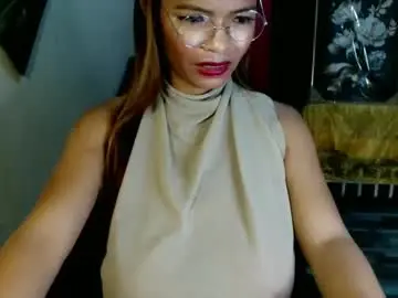 Chaturbate Adult Video Chat of kisses_asian143
