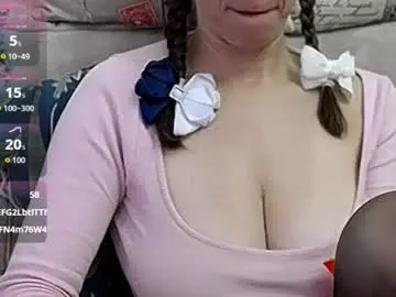 Chaturbate Watch Live Sex Cams of squirtyeleanor