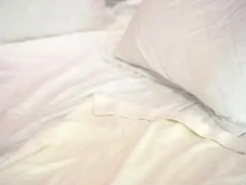 Chaturbate Live Sex Cam of arte_adelle