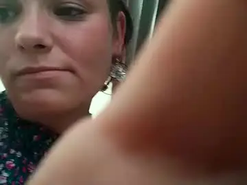 Chaturbate Best live sex cam show of zellelajay2009