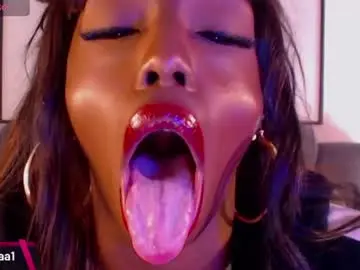 Chaturbate Free Live Porn of missemilie1