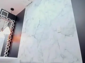 Chaturbate Free Live Porn of naughty_milf4u_