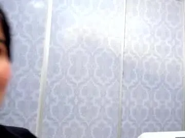 Chaturbate Live Sex of naughty_milf4u_
