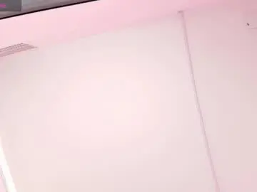 Chaturbate Sex Chat of ema_louisx