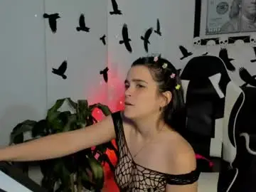 Chaturbate Live Porn of lucianamoreau_
