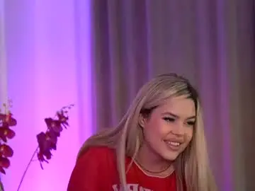 Chaturbate Adult Video Chat of sophieboobsx