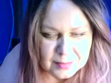 Chaturbate Live Sex Cam of charleekendall
