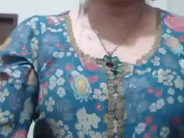 Chaturbate Live Sex Cam of desimaisa130