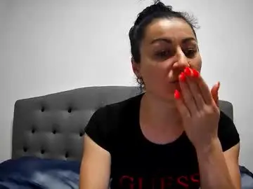 Chaturbate Live Porn of mikyloveu