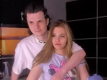 Chaturbate Live Sex Cam of queenafina