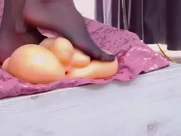 Chaturbate Adult Webcam of emmaxxxqueen