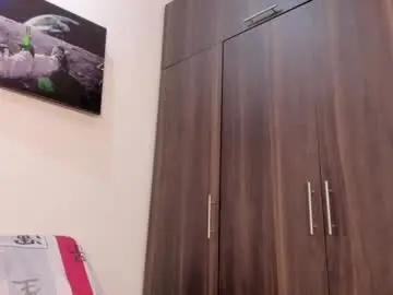 Chaturbate Free Live Porn of harley_red