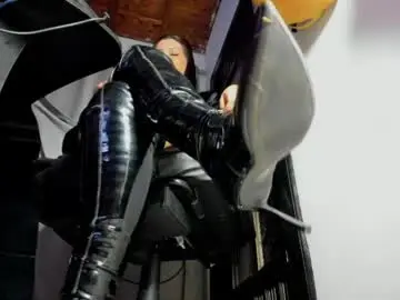 Chaturbate Live Sex of mistressanna_