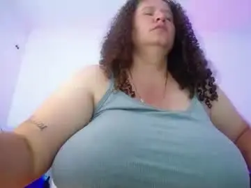 Chaturbate Live Sex Cam of scarlett_moo
