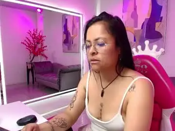 Chaturbate Free Live Porn of celeste_diamondss