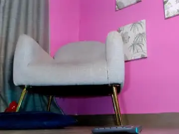 Chaturbate Free Live Porn of emily_oxx