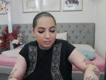 Chaturbate Watch Live Sex Cams of allyiah