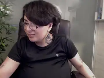 Chaturbate Free Porn Cam of allyiah