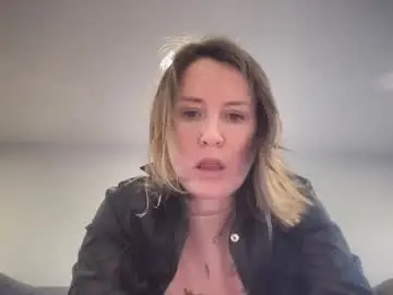 Chaturbate Watch Live Sex Cams of eatmypie69