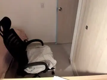 Chaturbate Live Porn of nahomi2021