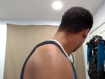 Chaturbate Live Porn of javiskills