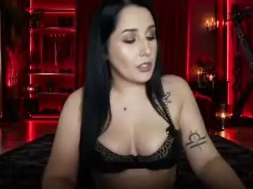 Chaturbate Live Sex Cam of missdyaa