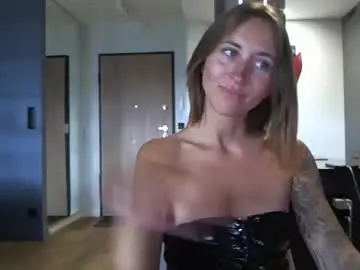 Chaturbate Live Sex Cam of mistress_kasandrra