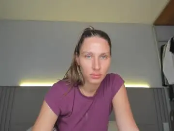 Chaturbate Live Sex Cam of sweet_miss381