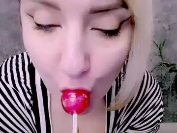 Chaturbate Best live sex cam show of djullia