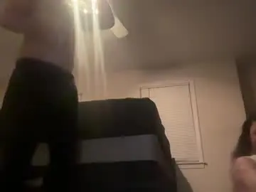 Chaturbate Live Sex Cam of mr_mrs_glitter