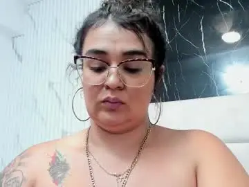 Chaturbate Nude Webcam of reginavegaa