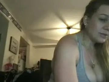 Chaturbate Adult Video Chat of thedevinemilf