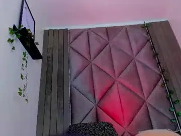 Chaturbate Watch Live Sex Cams of briaconner_