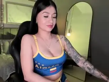 Chaturbate Live Sex Cam of nahomekuperth_