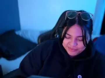 Chaturbate Best live sex cam show of miacanela_xo