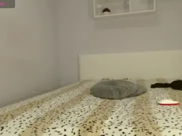 Chaturbate Free Porn Cam of starfoxxxy1
