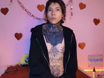 Chaturbate Best live sex cam show of eimytatto_