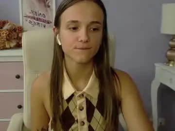Chaturbate Watch Live Sex Cams of emilly_lust99