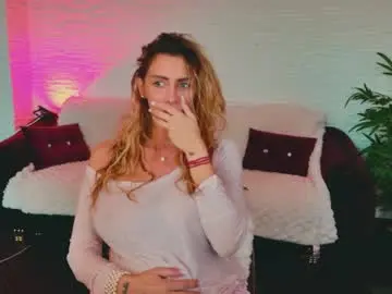 Chaturbate Watch Live Sex Cams of angelwoow