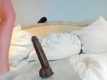 Chaturbate Live Porn of eatmygingersnapps