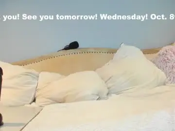 Chaturbate Live Sex Cam of eatmygingersnapps